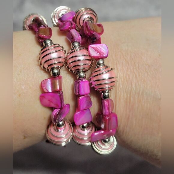 Set of 2 Wrap Bracelets - Picture 5 of 9